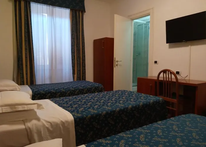 La Casa Dell'arte 3* Rome