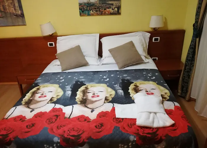 La Casa Dell'arte 3* Rome